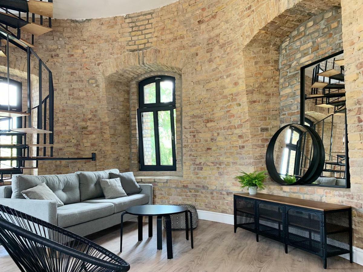 Apartamenty Wieza - Tower Apartments Walcz Bagian luar foto